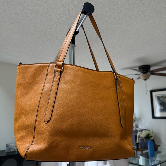 Nine West Garner Tote Leather Large HandBag Purse - Picture 7 of 11